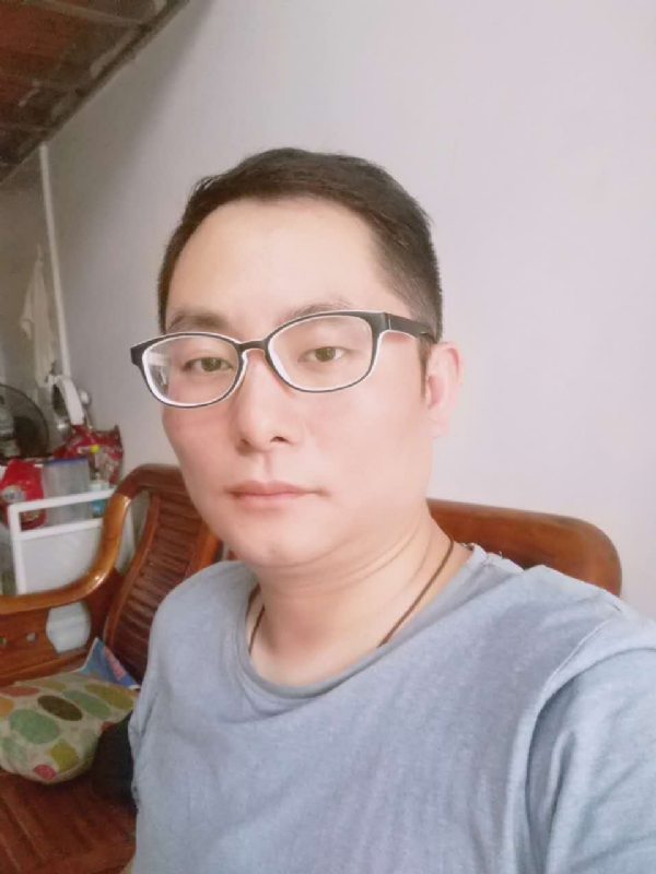 流星的尾巴的第一张照片--宁化婚介网