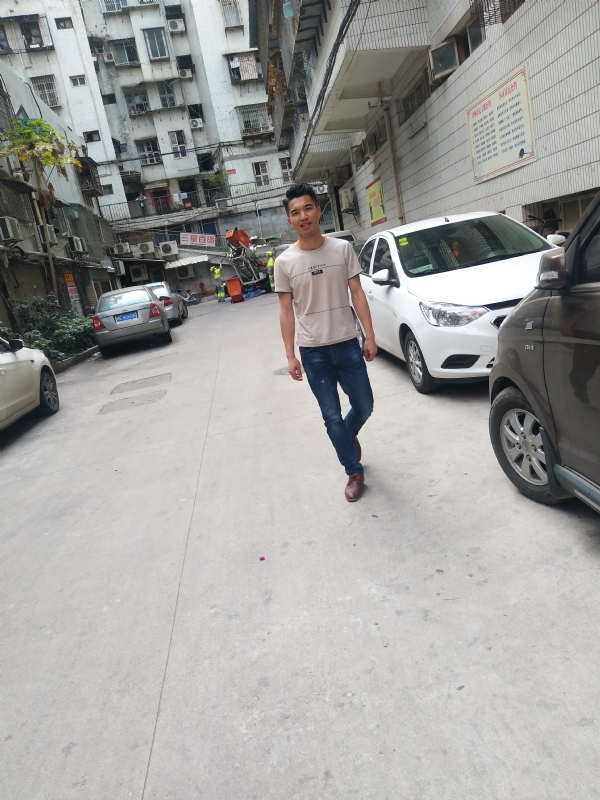 突然的自我的第三张照片--宁化婚介网