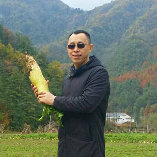 墨迹男的第一张照片--宁化婚介网