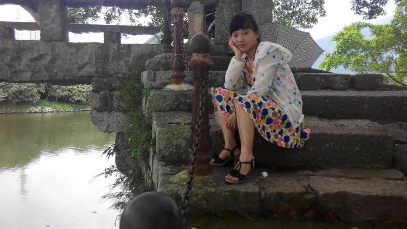 女子悠然的第一张照片--宁化婚介网