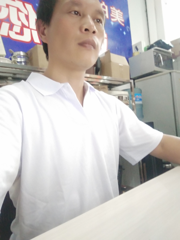 深蓝色的海的第一张照片--宁化婚介网