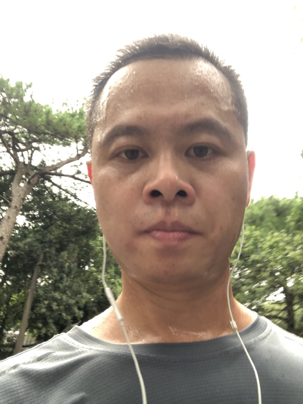 猩猩巨呃的第二张照片--宁化婚介网