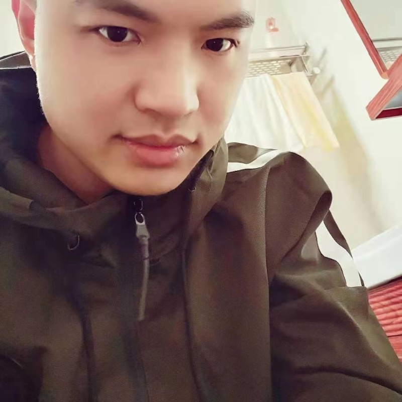 高大上的宅男的第二张照片--宁化婚介网