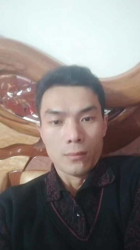 错把真心喂了狗的第四张照片--宁化婚介网
