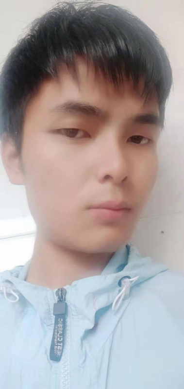 安静的男生的第一张照片--宁化婚介网