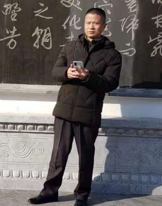 无云的第二张照片--宁化婚介网