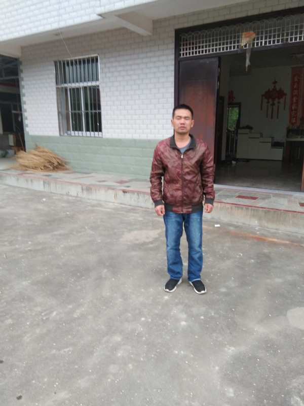 阿泉的第一张照片--宁化婚介网