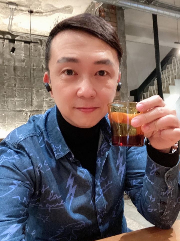 陈道明的第二张照片--宁化婚介网