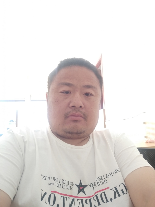 流星隐爱的第二张照片--宁化婚介网