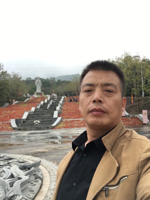 开心的松鼠的第二张照片--宁化婚介网
