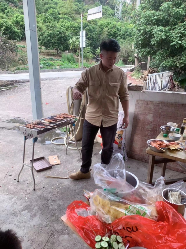 你黑我哟的第一张照片--宁化婚介网