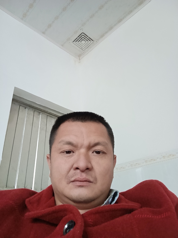 兰成龙的第一张照片--宁化婚介网