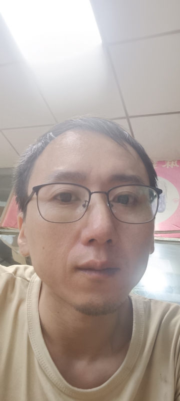 想胖的瘦子的第一张照片--宁化婚介网
